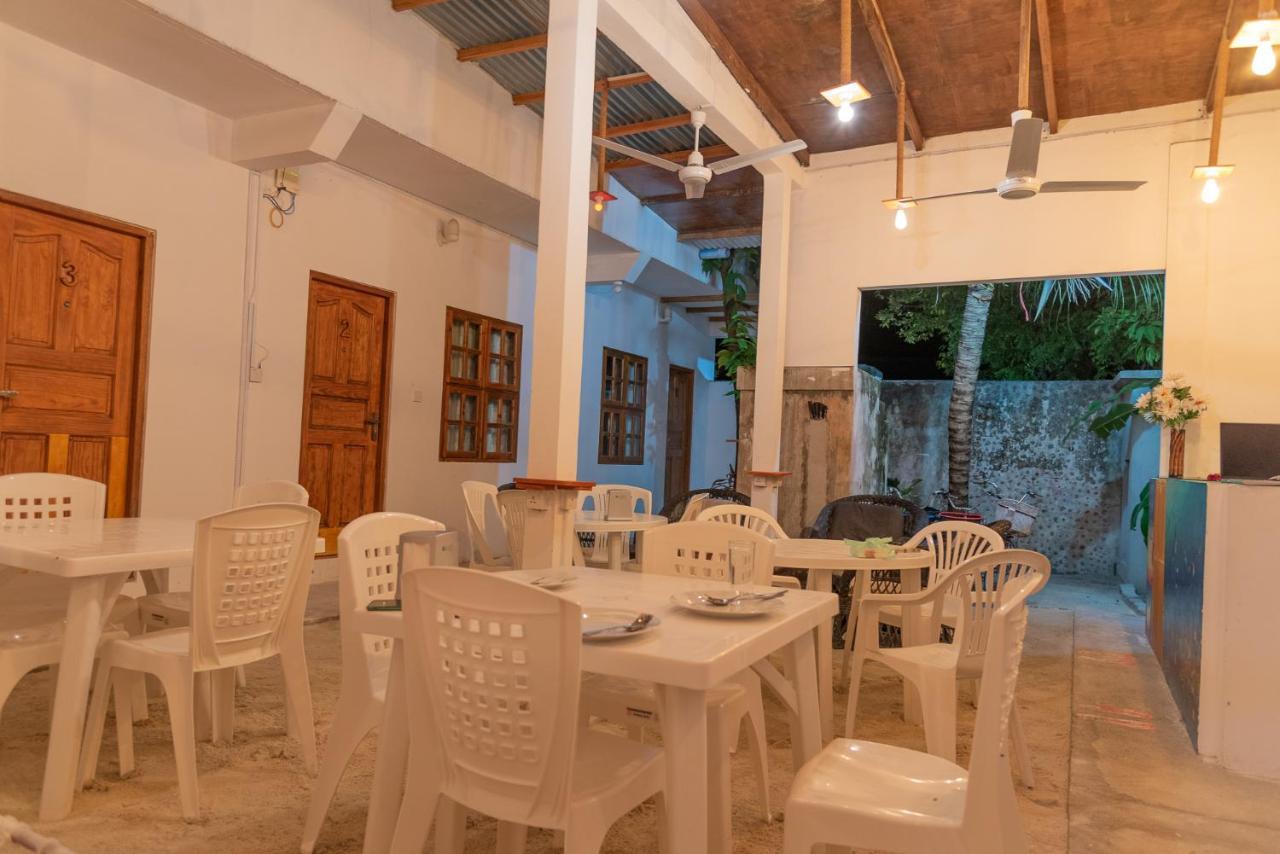 Chao Guest House Maafushi Extérieur photo