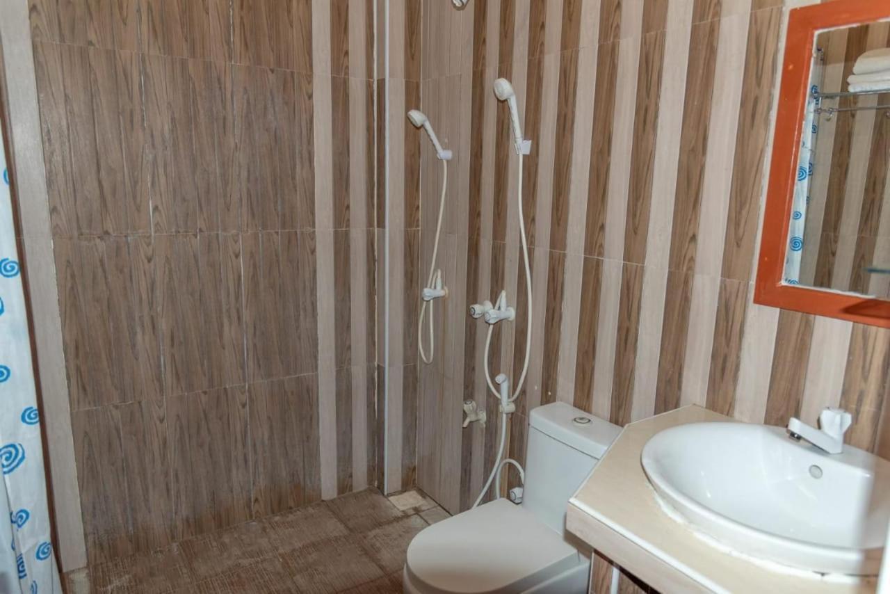 Chao Guest House Maafushi Extérieur photo
